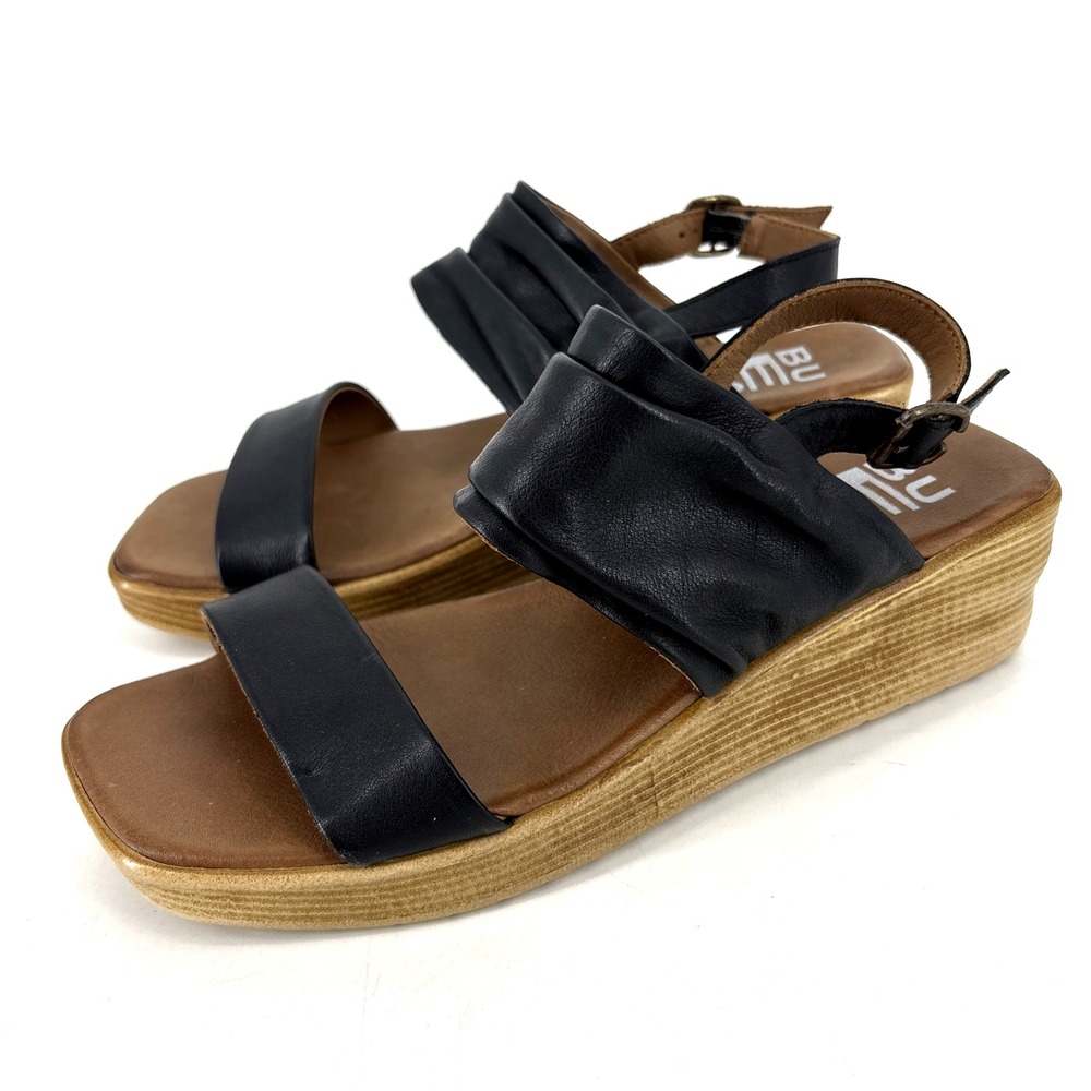 Bueno Maya Sandals Black Leather Straps‎ Wedge Platform Size 40